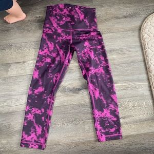Lululemon crop pant size 4
